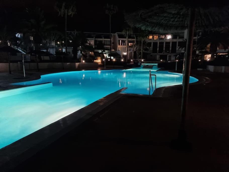 Apartamento Taisa Playa Roca Costa Teguise Bagian luar foto